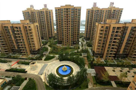 北辛街道伦达嘉德城市花园3室2厅2卫147平米